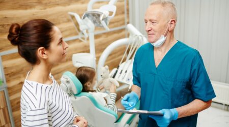 What Is the Difference Between a Dentist and an Orthodontist in Dubai?